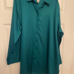 Chicos Size 3- XL No Iron Button Front Blouse - Emerald Green Satin